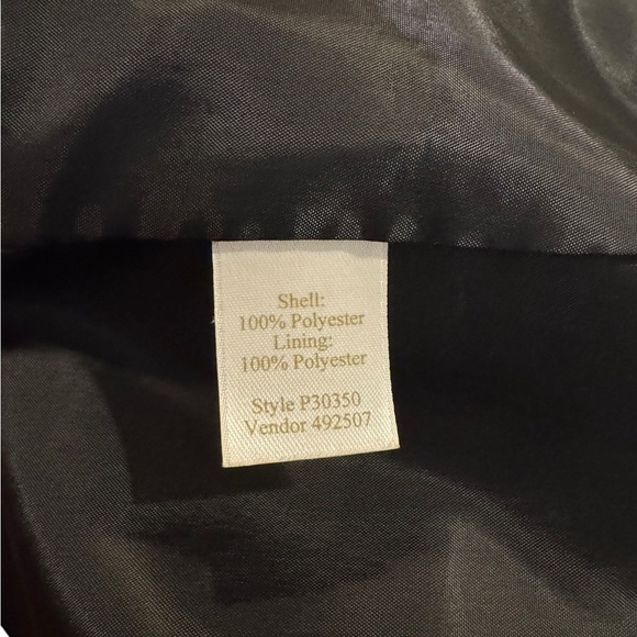 Caslon Black 2 Button Blazer Size 6P EUC - Picture 3 of 9